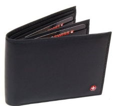 箱包皮具与服装饰品批发的融合 产业链联动与市场新机遇